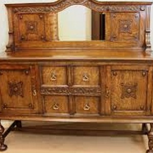 Antique Tiger Oak Dresser With Mirror