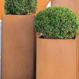 Large Metal Planters Uk