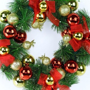 Large Outdoor Wreaths